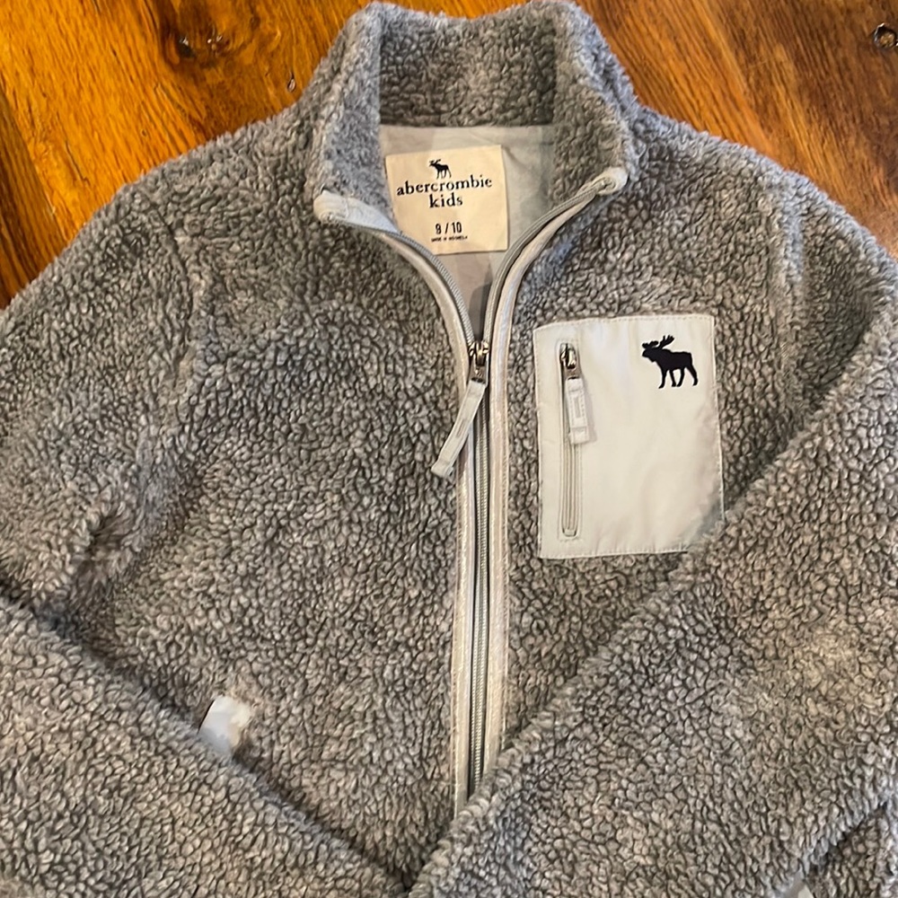 Abercrombie kids fleece long sleeve zip up vest